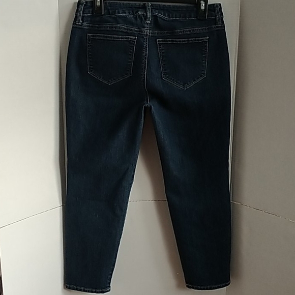 W62 Boyfriend Capris Jeans. Sz P6. - Picture 9 of 11